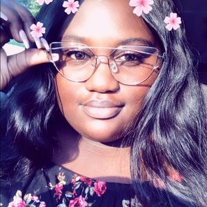 Meet your Posher, Jacquese